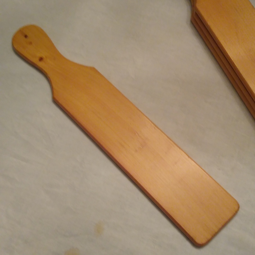 1 Wooden Paddle - Picture 2 of 7
